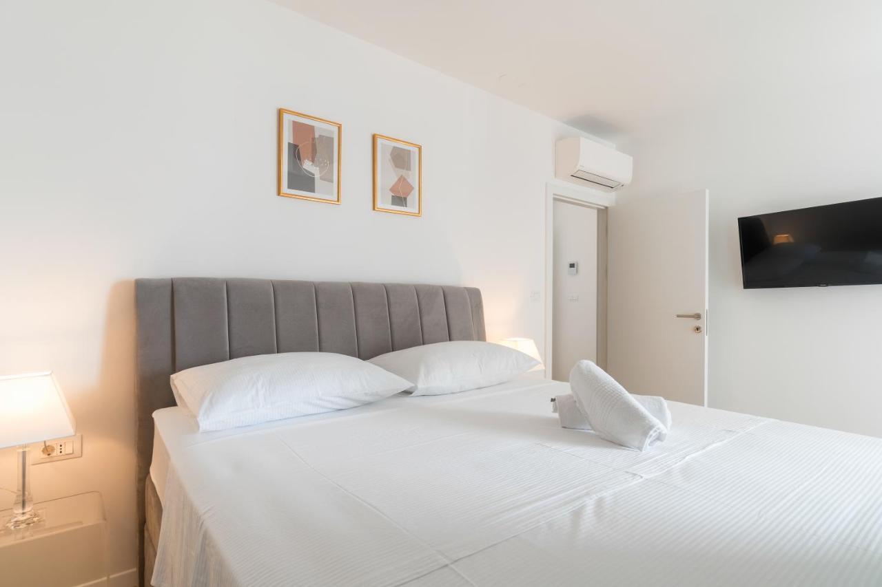 Golden Luxury Apartment スプリト エクステリア 写真